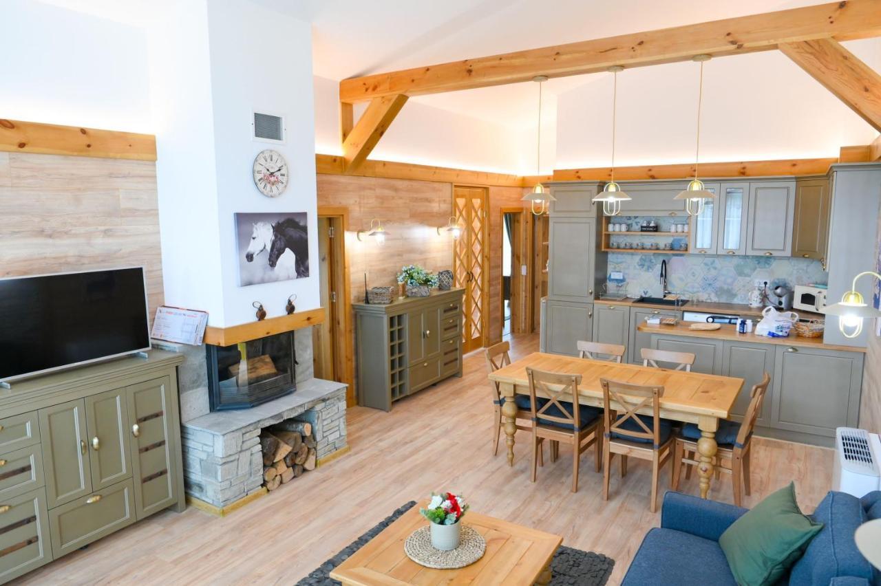 Villa Letizia Near The Pirin Golf Resort Банско Екстериор снимка