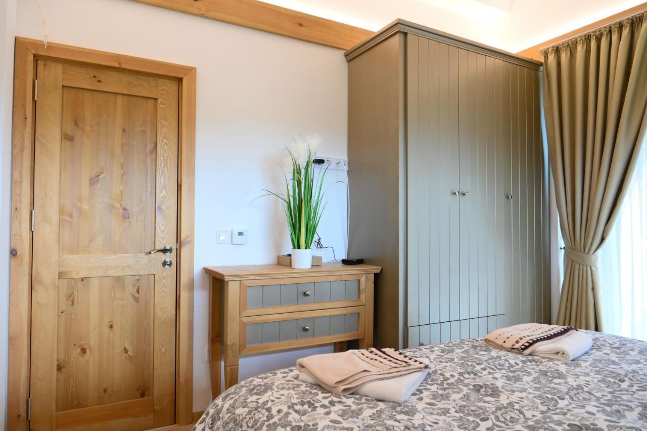 Villa Letizia Near The Pirin Golf Resort Банско Екстериор снимка