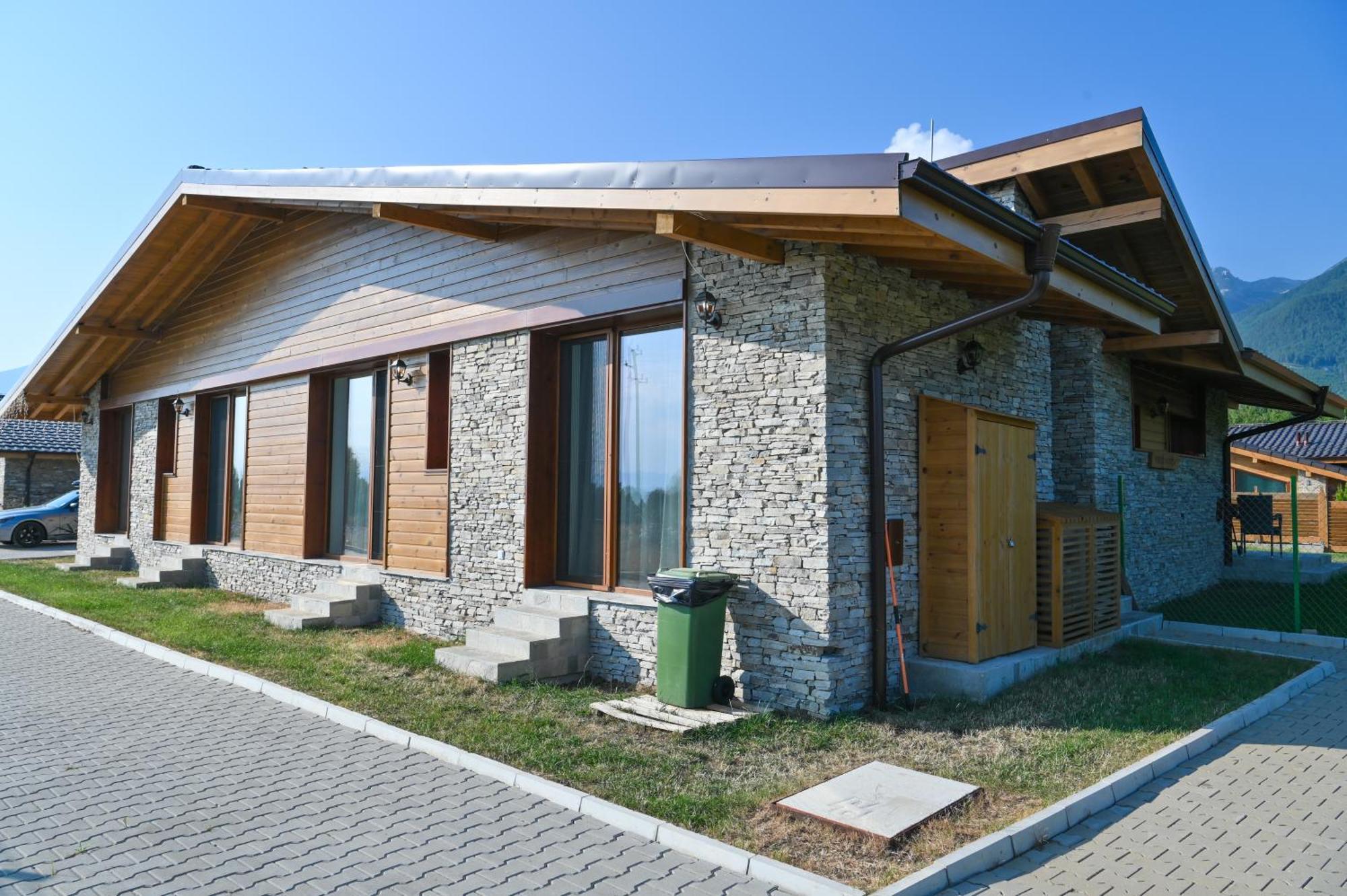 Villa Letizia Near The Pirin Golf Resort Банско Екстериор снимка